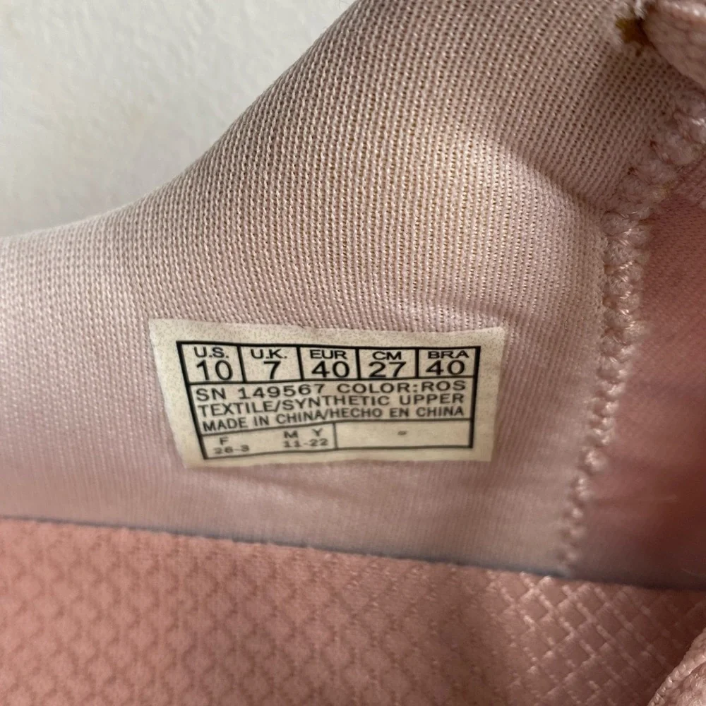 Skechers Pink Minimalist Sneakers for Everyday Comfort - Picture 2 of 8